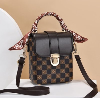 Женская сумочка на плечо №1330 Темно-коричневая 1330 фото